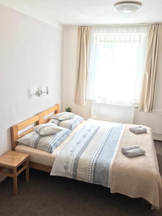 Pension Crhan Mikulov Extérieur photo