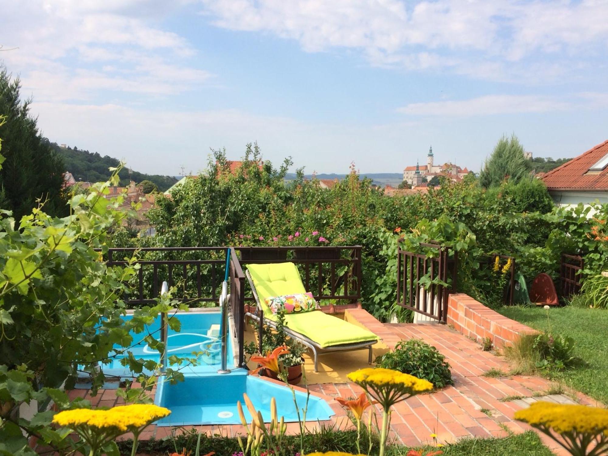 Pension Crhan Mikulov Extérieur photo