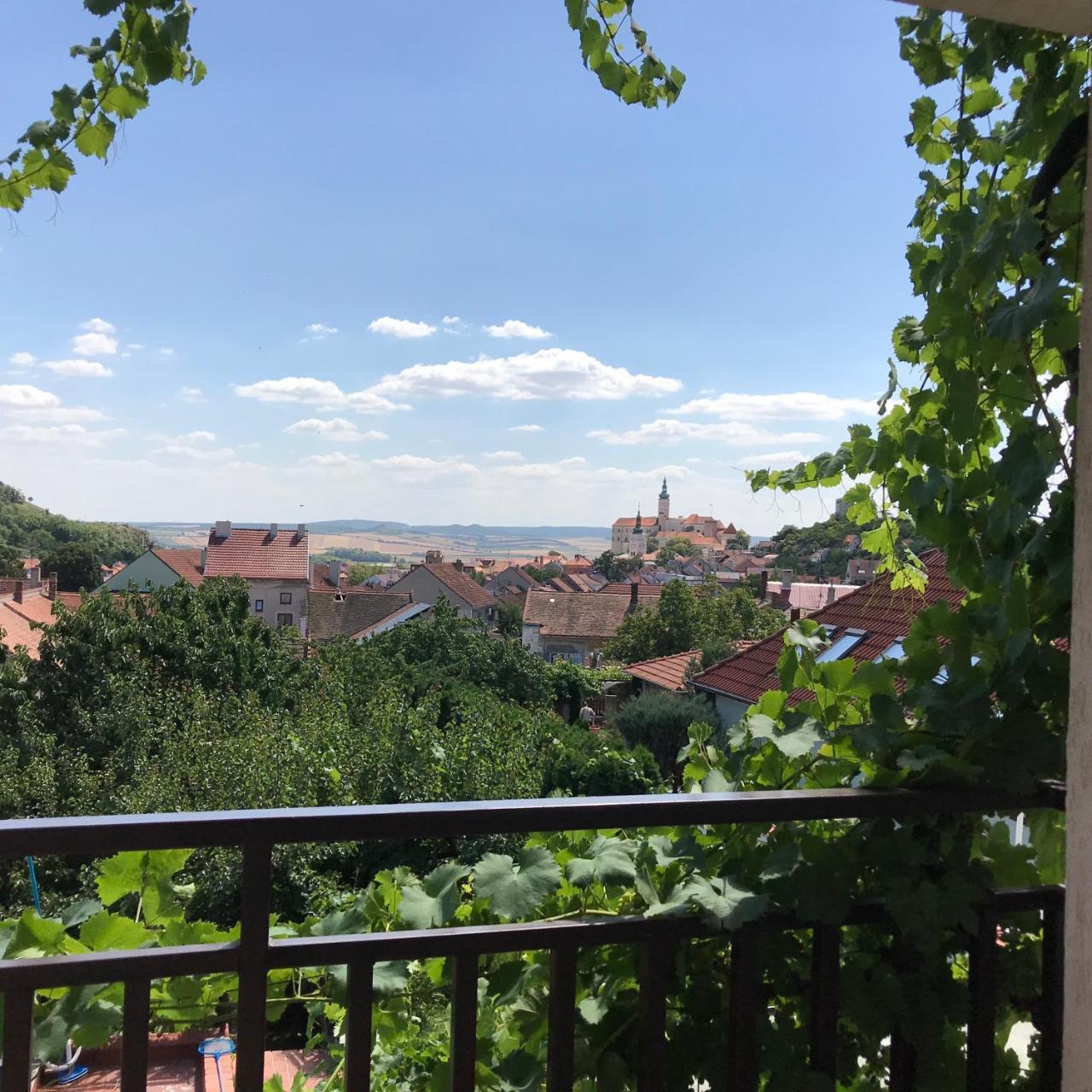 Pension Crhan Mikulov Extérieur photo